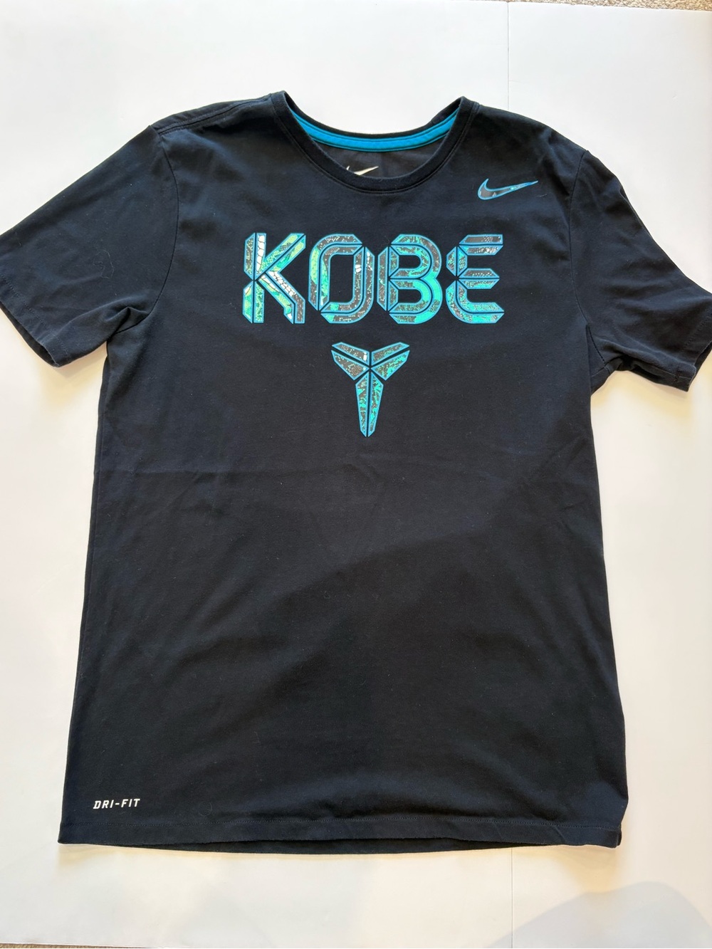 Nike Black Dri-FIT KOBE Tee Medium